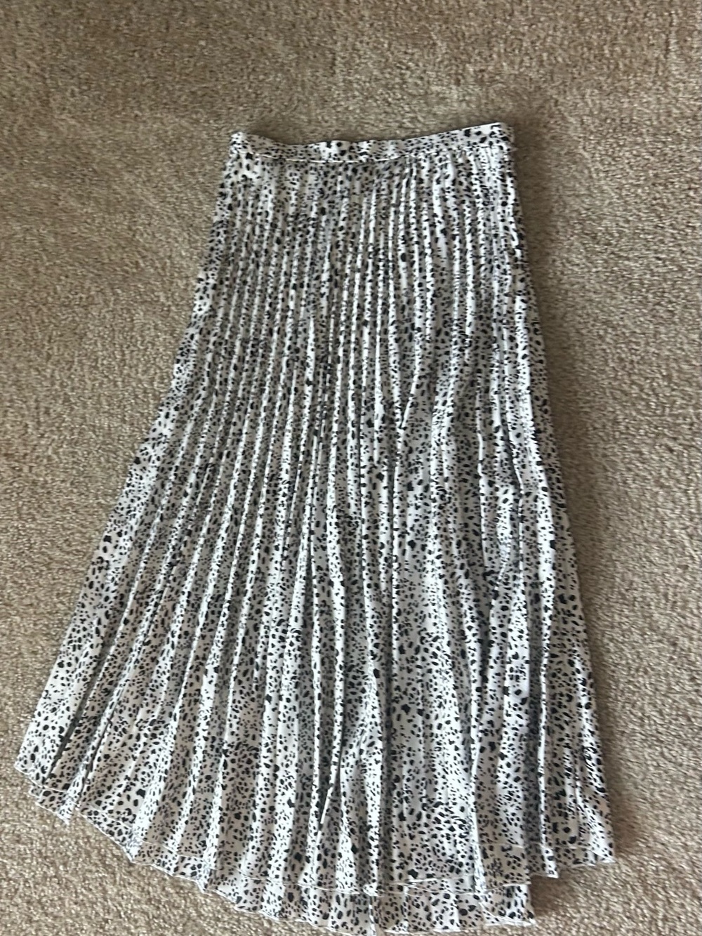miami White Pleated Maxi Skirt with Black Spot Print
